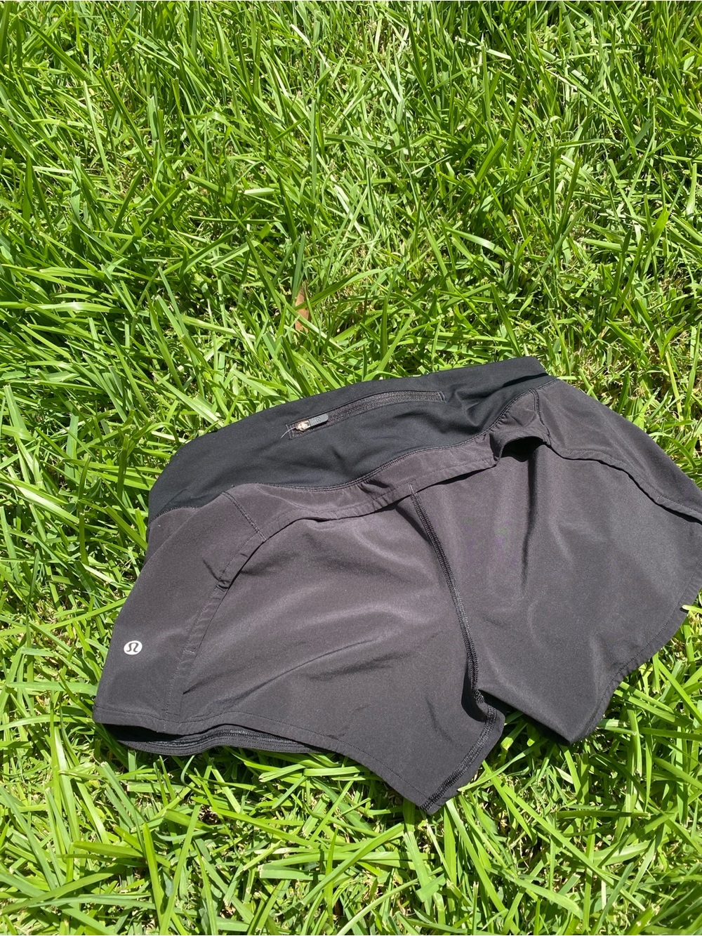 lululemon speed up shorts - Picture 6 of 8
